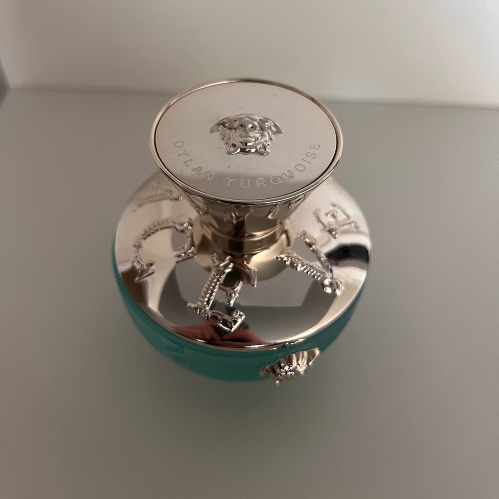 Versace Dylan Turquoise 100ml - Picture 2 of 4